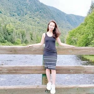 Le Château stripe jersey scoop neck dress